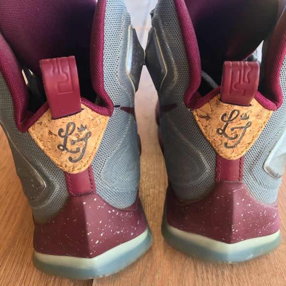 Men’s Nike Lebron 13 Limited Basketball Shoes - Picture 5 of 8